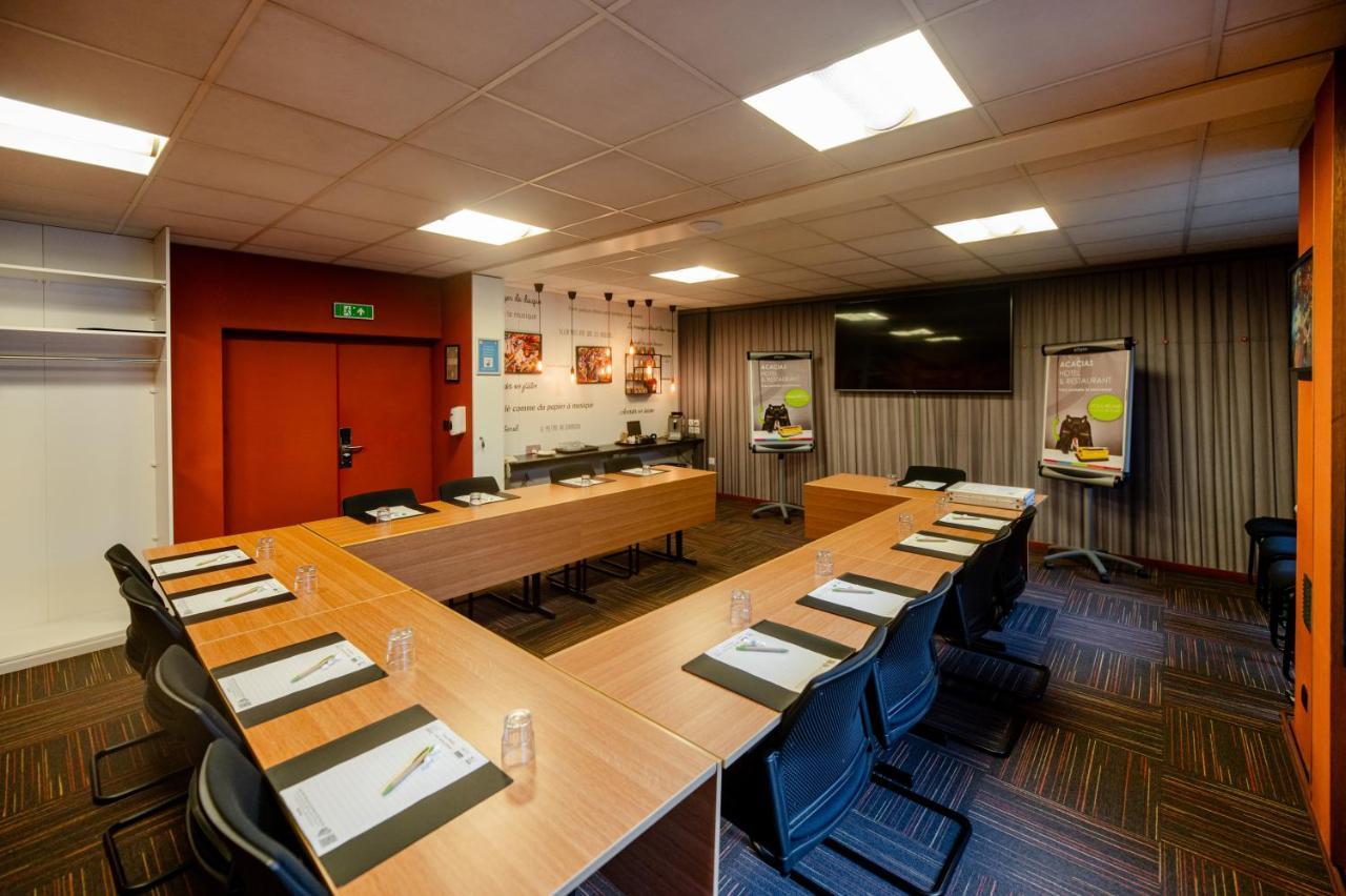 Hotel Logis Restaurant Des Acacias Lille En Ferrain Neuville-en-Ferrain