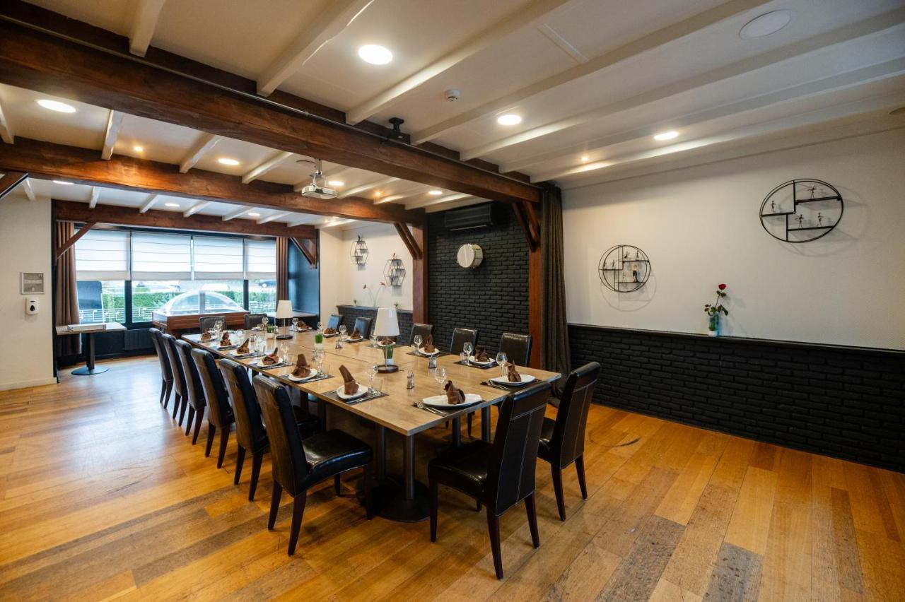 Hotel Logis Restaurant Des Acacias Lille En Ferrain
